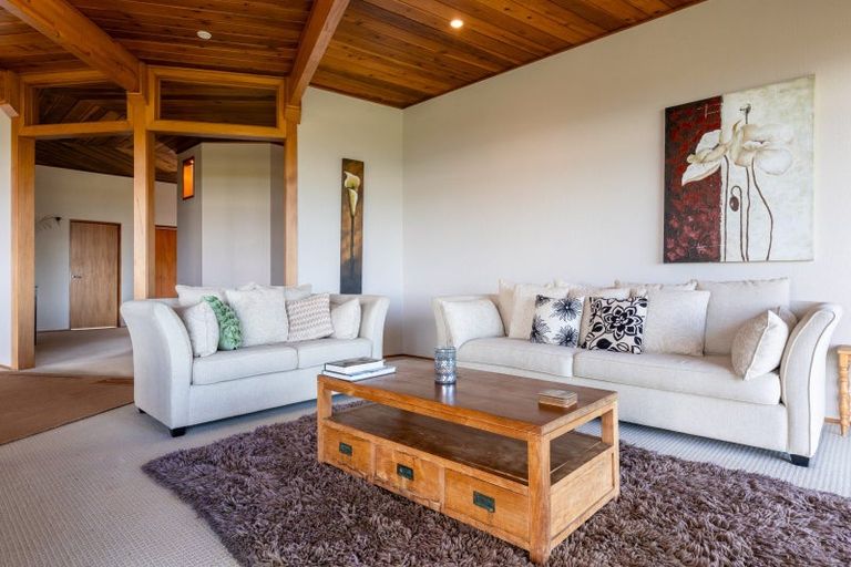 Photo of property in 24 Paetawa Road, Peka Peka, Waikanae, 5391