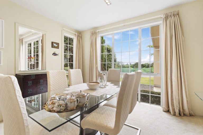 Photo of property in 15 Tarahunga Road, Levin, 5571