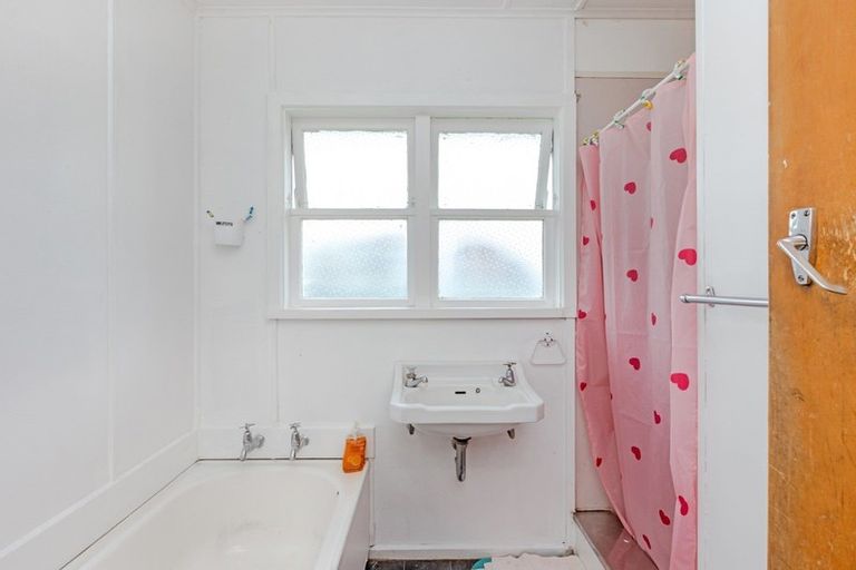 Photo of property in 75 Dover Road, Flaxmere, Hastings, 4120