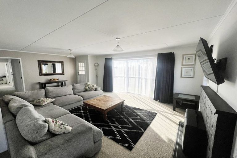 Photo of property in 12b Oleander Place, Bell Block, New Plymouth, 4312