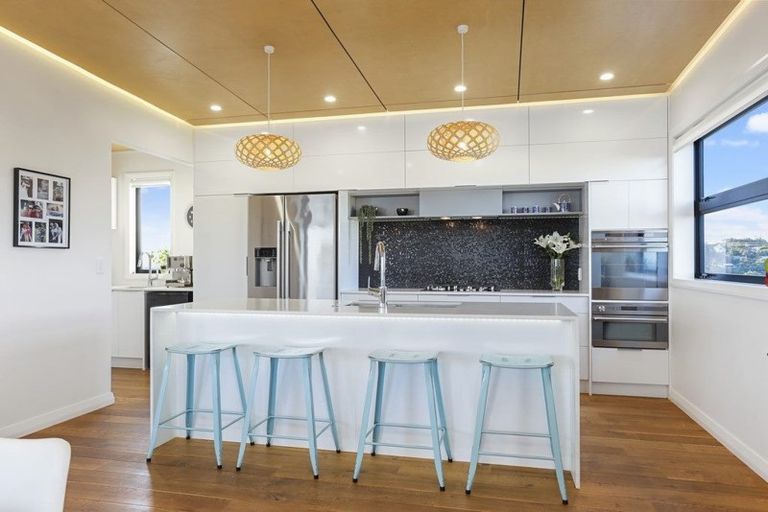 Photo of property in 57 Hawaiian Parade, Arkles Bay, Whangaparaoa, 0932