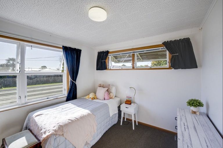 Photo of property in 24 Windsor Terrace, Taradale, Napier, 4112