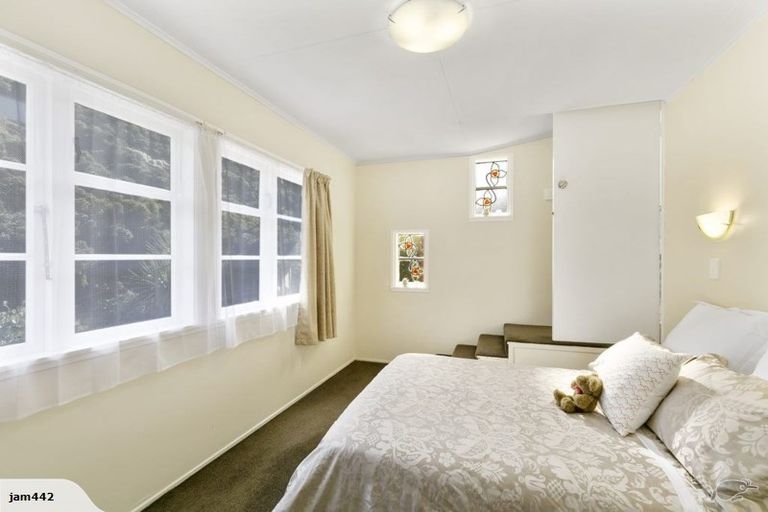 Photo of property in 427 Ohiro Road, Brooklyn, Wellington, 6021