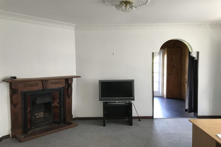 Photo of property in 119 Wallace Street, Mount Cook, Wellington, 6021