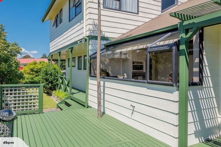 Photo of property in 38 Makora Road, Otaihanga, Paraparaumu, 5036
