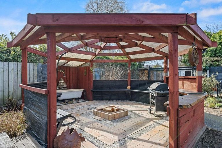 Photo of property in 34 Pannell Avenue, Wainoni, Christchurch, 8061