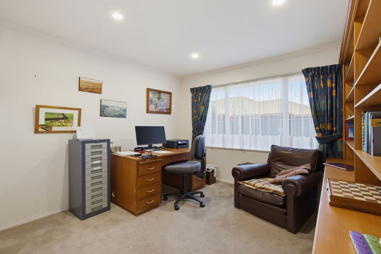 Photo of property in 23 Enverton Drive, Rangiora, 7400