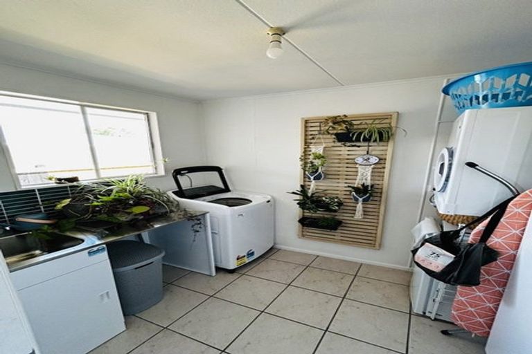 Photo of property in 3 Plunket Street, Solway, Masterton, 5810