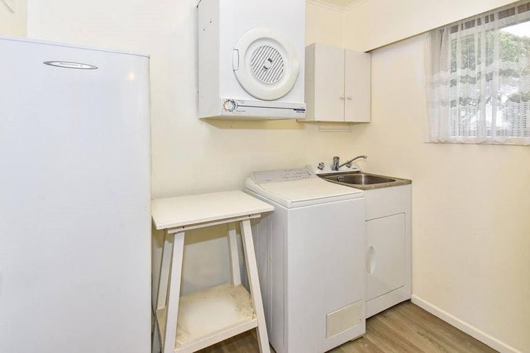 Photo of property in 29 Waimai Avenue, Weymouth, Auckland, 2103