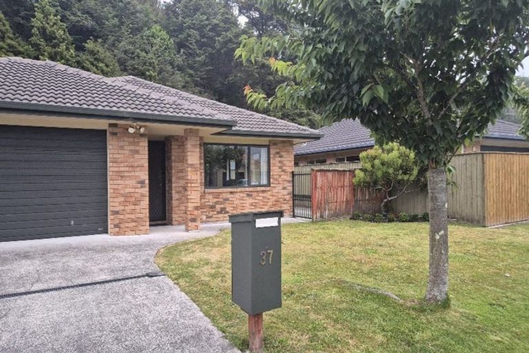 Photo of property in 37 Evergreen Crescent, Trentham, Upper Hutt, 5018