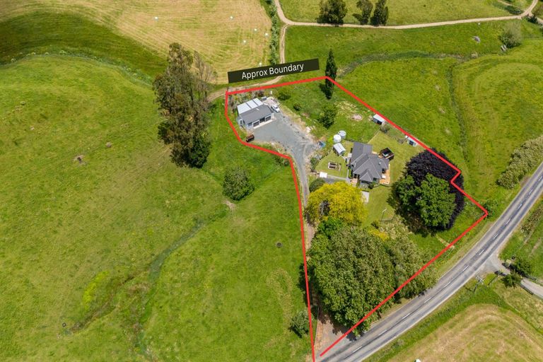 Photo of property in 1056 Limeworks Loop Road, Karamu, Hamilton, 3285