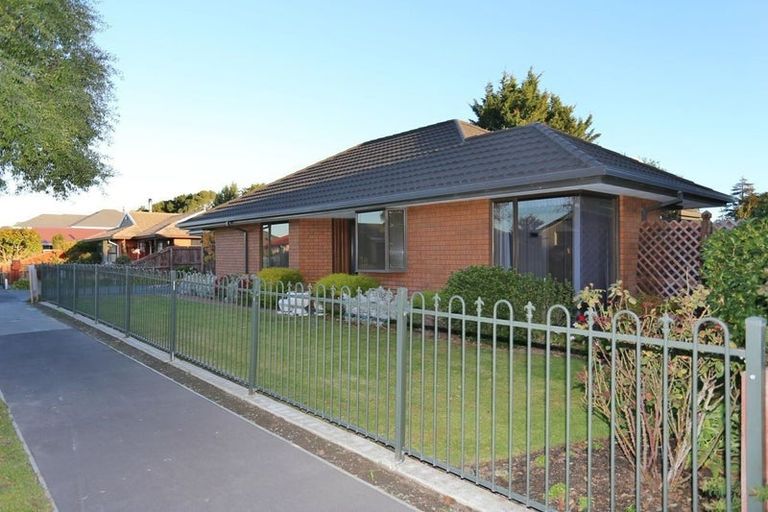 Photo of property in 37a Briarmont Street, Avondale, Christchurch, 8061