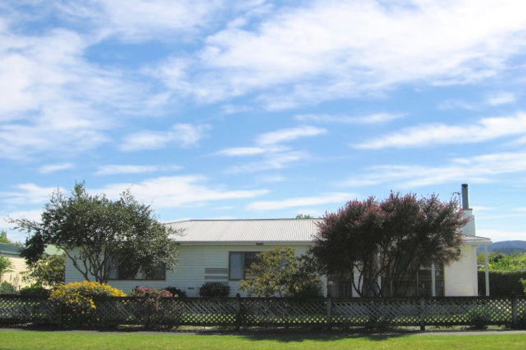 Photo of property in 17 Cochrane Street, Elgin, Gisborne, 4010