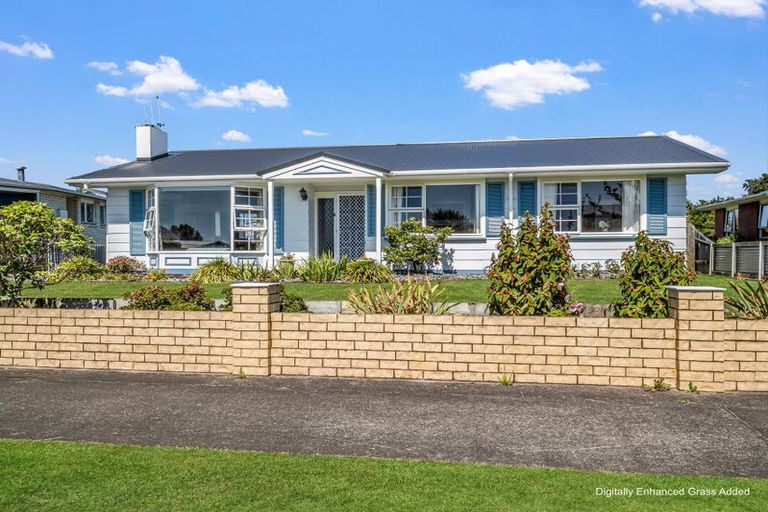 Photo of property in 34 Herbert Avenue, Cloverlea, Palmerston North, 4412