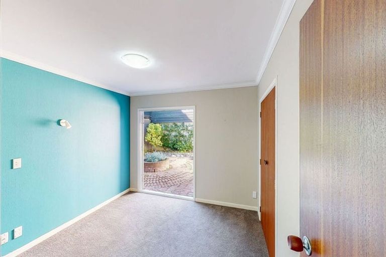 Photo of property in 34 Rama Crescent, Khandallah, Wellington, 6035