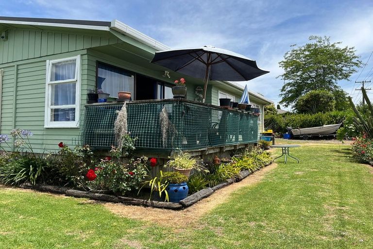 Photo of property in 70 Kerepehi Town Road, Kerepehi, Paeroa, 3671