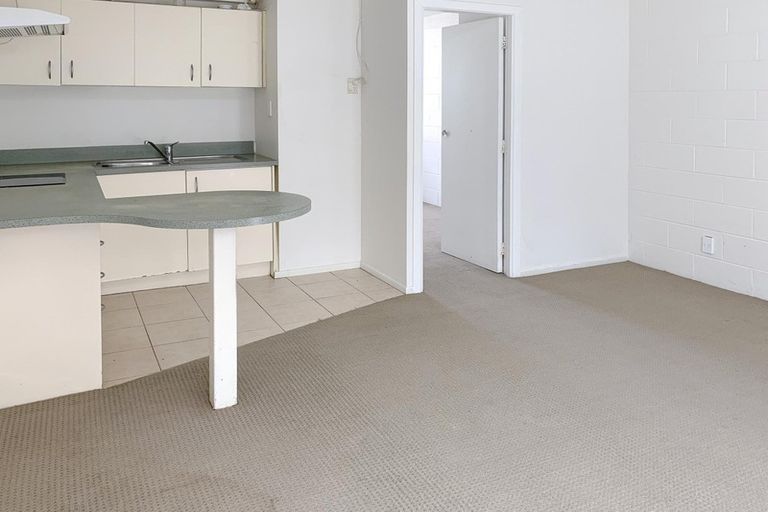 Photo of property in 3k Mountain Road, Mount Wellington, Auckland, 1060