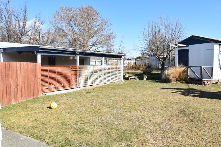 Photo of property in 15 Hunter Crescent, Twizel, 7901