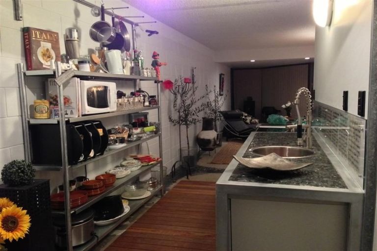 Photo of property in 40m Maunganui Road, Mount Maunganui, 3116