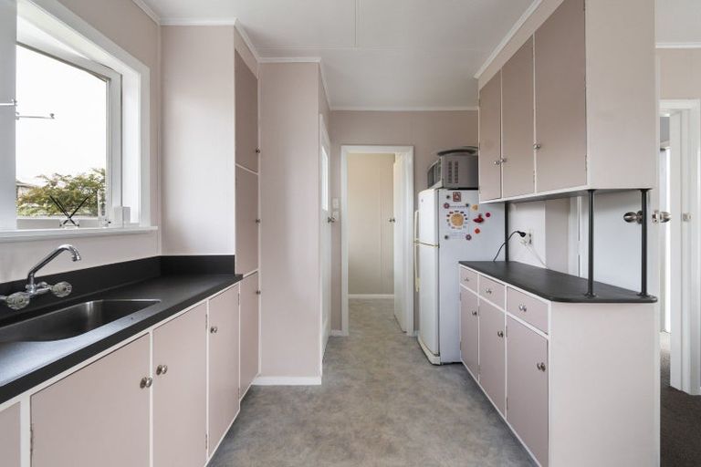 Photo of property in 3 Tingey Place, Awapuni, Palmerston North, 4412