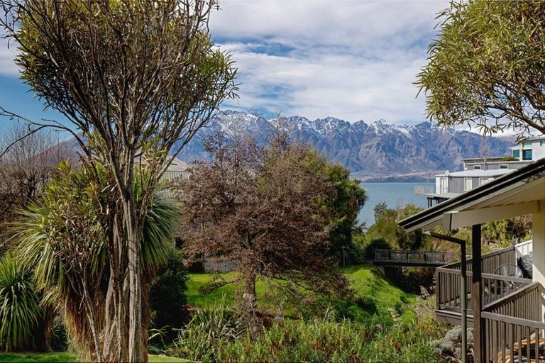 Photo of property in 308/139 Fernhill Road, Fernhill, Queenstown, 9300