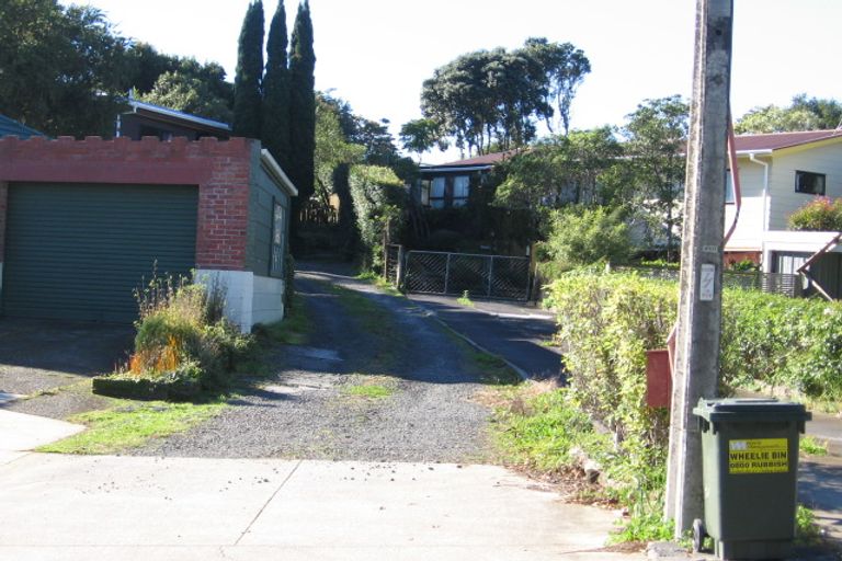 Photo of property in 15 Hammond Avenue, Hatfields Beach, Orewa, 0931
