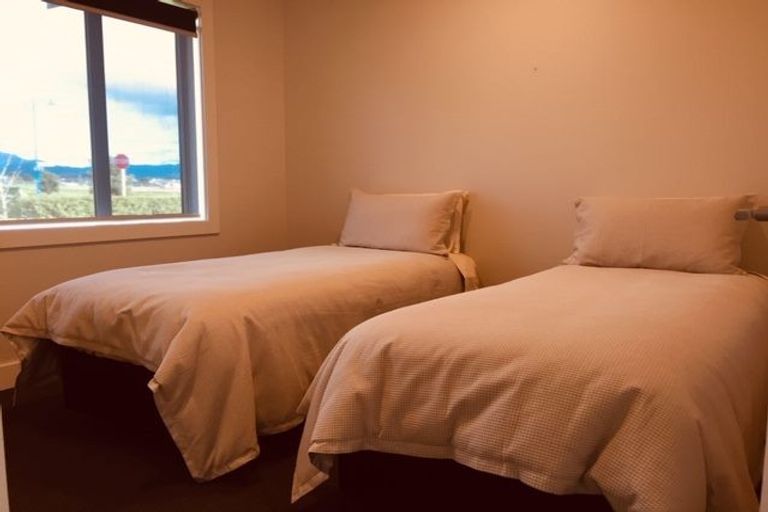 Photo of property in 98 Kupe Drive, Whitianga, 3510