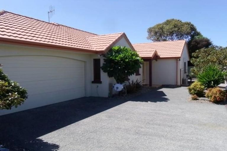 Photo of property in 40a Kensington Drive, Taradale, Napier, 4112