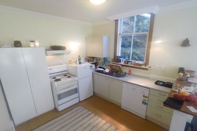 Photo of property in 123a Glenmore Street, Kelburn, Wellington, 6012