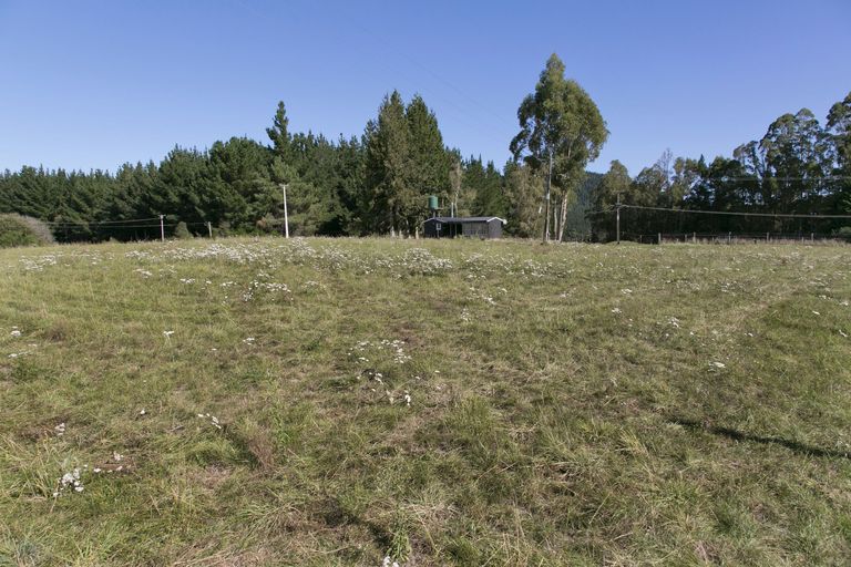 Photo of property in 654b Tukairangi Road, Kinloch, Taupo, 3385