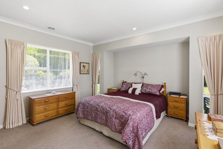 Photo of property in 9 Maple Lane, Waikanae, 5036