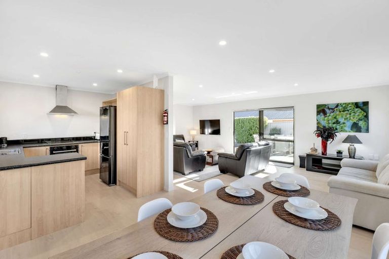 Photo of property in 100 Barry Avenue, Cromwell, 9310