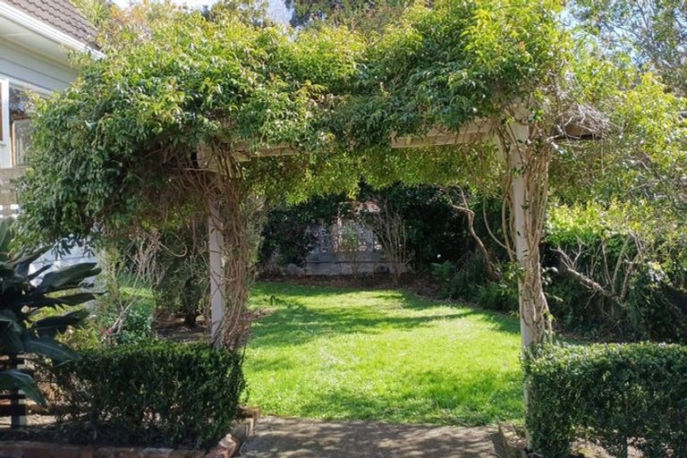 Photo of property in 45 Wellington Road, Kilbirnie, Wellington, 6022