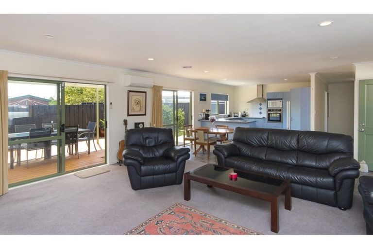 Photo of property in 10a Howden Street, Waiuku, 2123