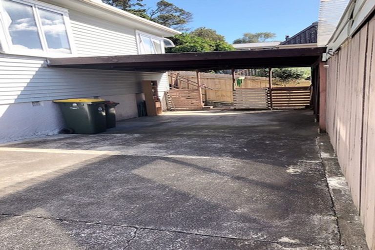 Photo of property in 74 Ridge Road, Howick, Auckland, 2014