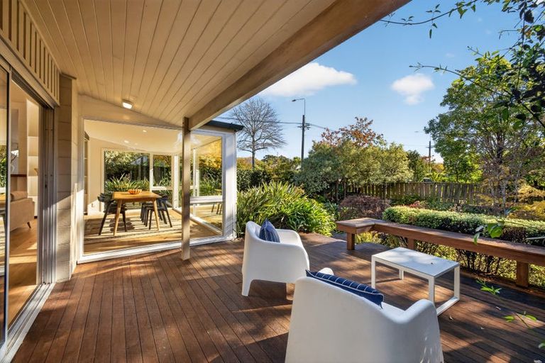 Photo of property in 166 Ilam Road, Ilam, Christchurch, 8041