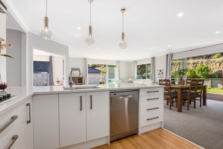 Photo of property in 26 Banks Boulevard, Whitby, Porirua, 5024