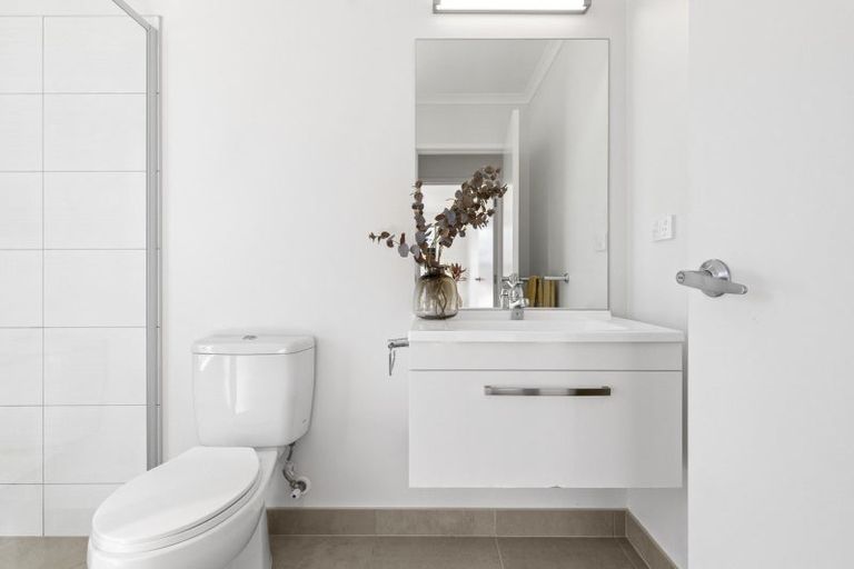 Photo of property in 11 Parton Road, Pukekohe, 2120