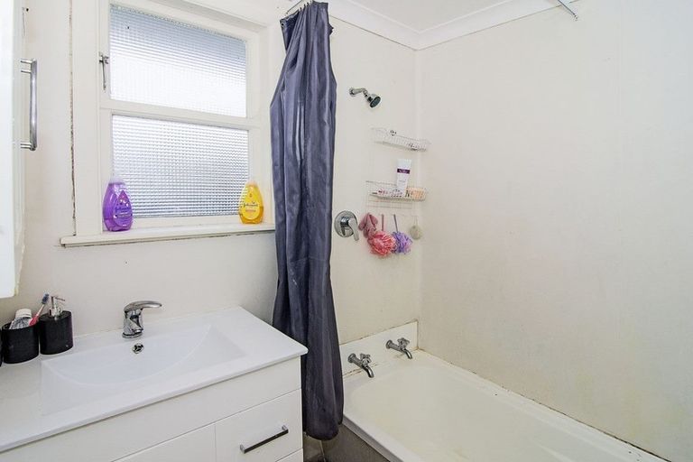 Photo of property in 132 Oxford Street, Lansdowne, Masterton, 5810