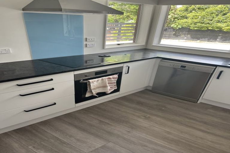 Photo of property in 3 Coronet Place, Awapuni, Palmerston North, 4412