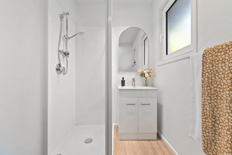 Photo of property in 2/77 Denise Crescent, Hornby, Christchurch, 8042