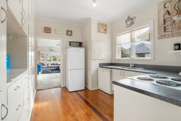 Photo of property in 114 Stanley Avenue, Te Aroha, 3320