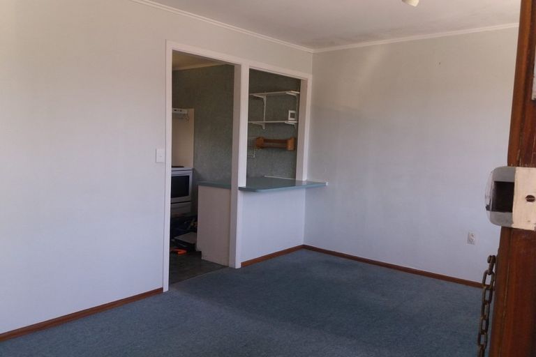 Photo of property in 1/3a Huapai Street, Onehunga, Auckland, 1061