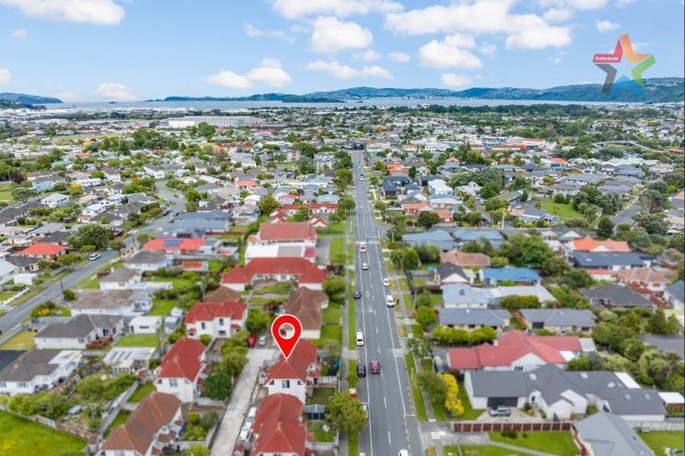 Photo of property in 2/74 Waiwhetu Road, Waiwhetu, Lower Hutt, 5010