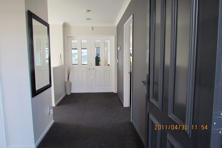 Photo of property in 7 Hetsby Place, Churton Park, Wellington, 6037