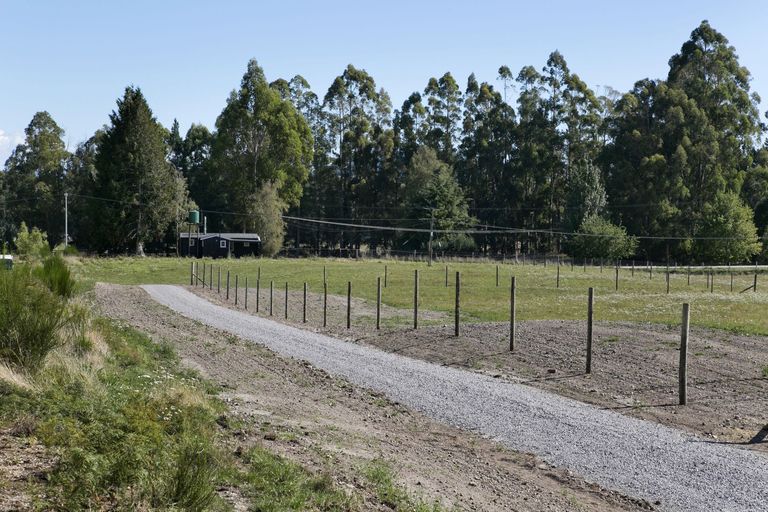 Photo of property in 654b Tukairangi Road, Kinloch, Taupo, 3385