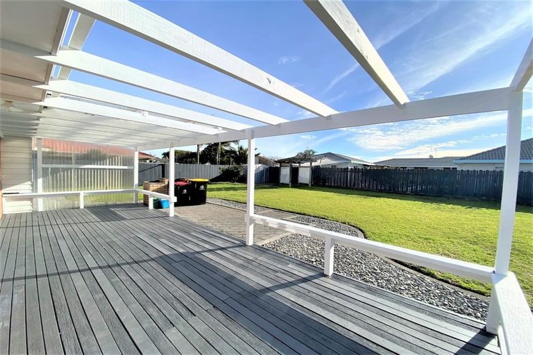 Photo of property in 4 Lotus Avenue, Mount Maunganui, 3116