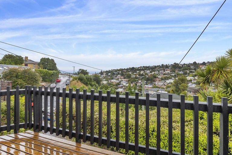 Photo of property in 11 Aitken Place, Mornington, Dunedin, 9011