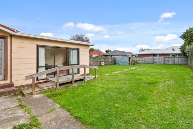 Photo of property in 91 Mackworth Street, Woolston, Christchurch, 8062