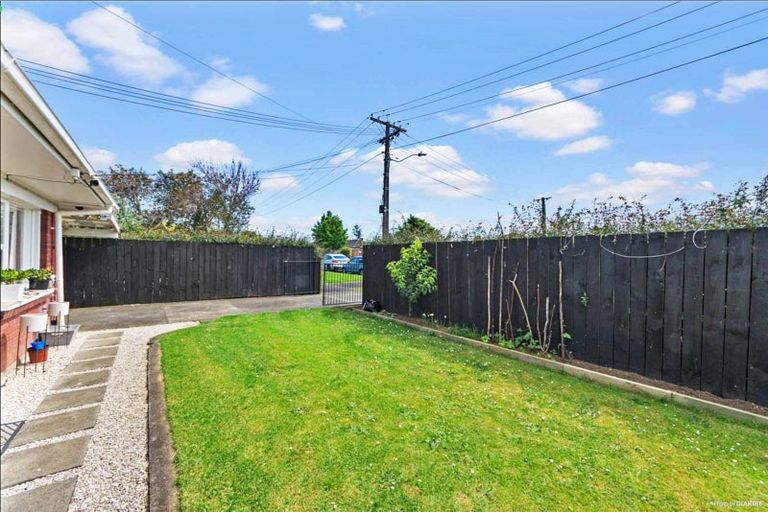 Photo of property in 3/33 Cleek Road, Mangere East, Auckland, 2024